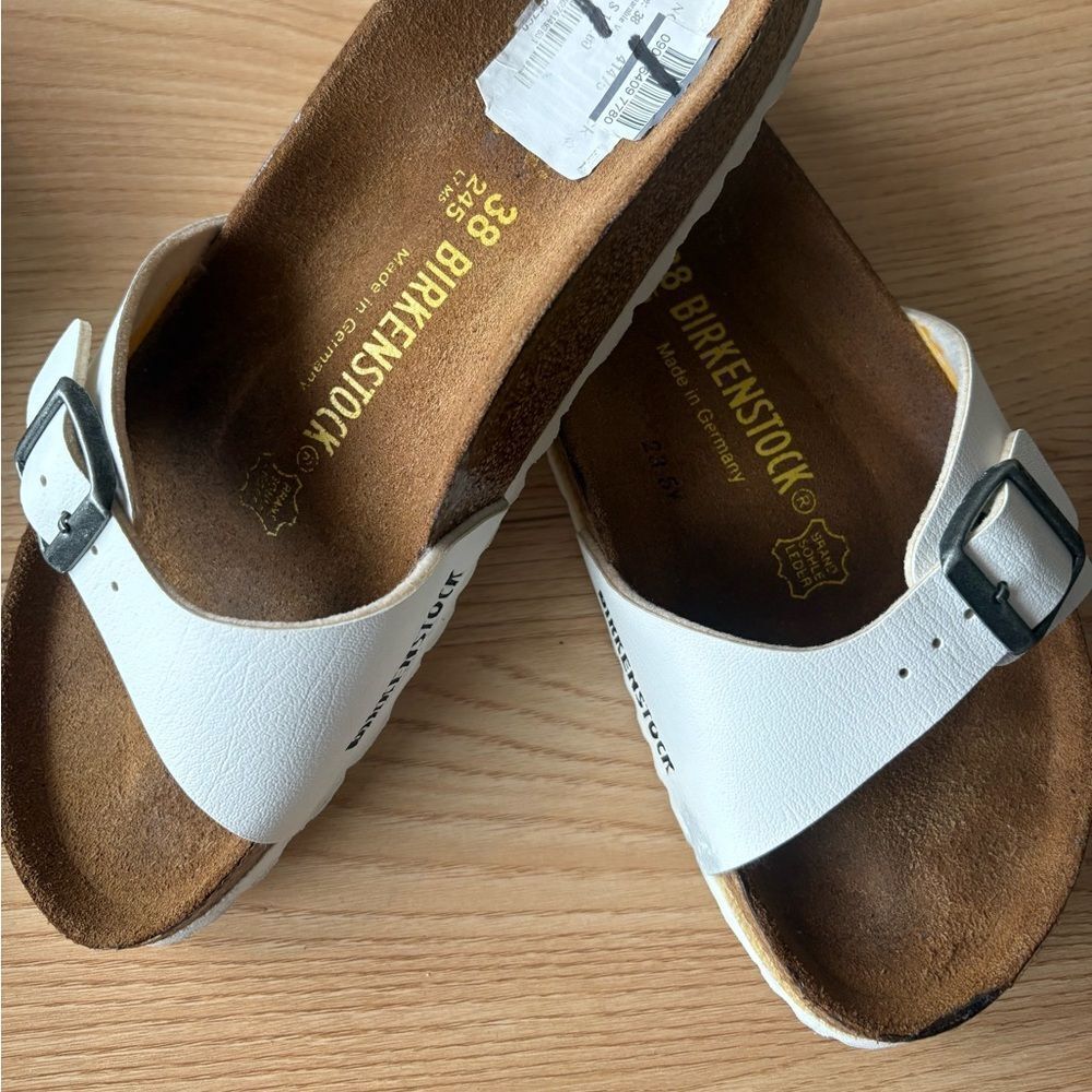 NWT Birkenstock Arizona Sandals 38